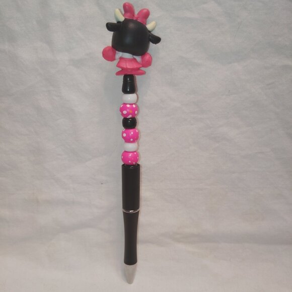Disney Doorable- Clarabelle Cow- Handmade Beaded Pen - Picture 2 of 2